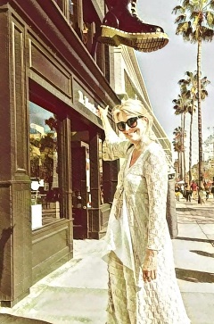 pretty smiling woman on Los Angeles street